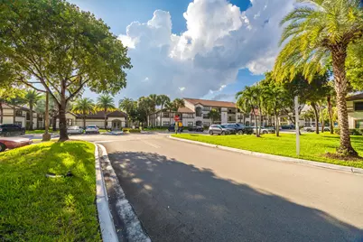 550 S Park Road, Unit #31-8, Hollywood, FL 33021 - Photo 26