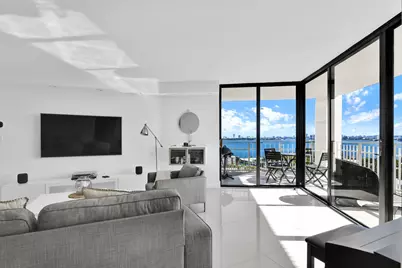 1000 NE Quayside Terrace, Unit #1804, Miami, FL 33138 - Photo 8