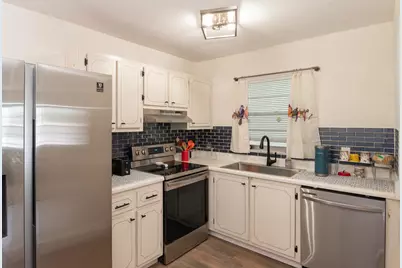 401 N J Street, Unit #9, Lake Worth Beach, FL 33460 - Photo 4