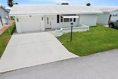 2081 SW 12th Avenue, Boynton Beach, FL 33426 - Photo 32