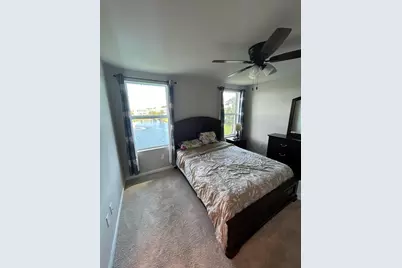 5630 N Enclave Drive, Mangonia Park, FL 33407 - Photo 8