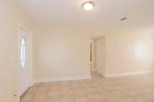 104 SE El Sito Ct, Port Saint Lucie, FL 34983 - Photo 8