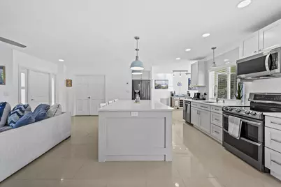 2502 SW 11th Court, Boynton Beach, FL 33426 - Photo 14