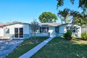 8961 NW 21st St, Pembroke Pines, FL 33024 - Photo 4