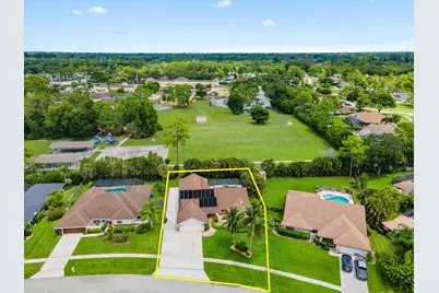 13385 Kingsbury Drive, Wellington, FL 33414 - Photo 28