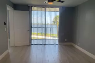 714 Executive Center Dr Unit, West Palm Beach, FL 33401 - Photo 4