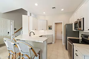 402 Resort Ln, Palm Beach Gardens, FL 33418 - Photo 14