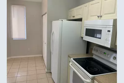 3425 Sonoma Drive, Unit #3425, Riviera Beach, FL 33404 - Photo 8