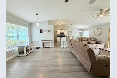 8425 94th Avenue, Vero Beach, FL 32967 - Photo 12