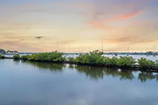 1271 SE Parkview Pl, Stuart, FL 34994 - Photo 24