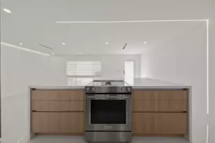 979 NW 8th St, Boca Raton, FL 33486 - Photo 30