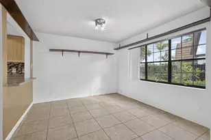 102 Weybridge Cir, Royal Palm Beach, FL 33411 - Photo 12