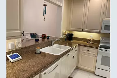 27 Harbour Isle Drive W, Unit #105, Fort Pierce, FL 34949 - Photo 22