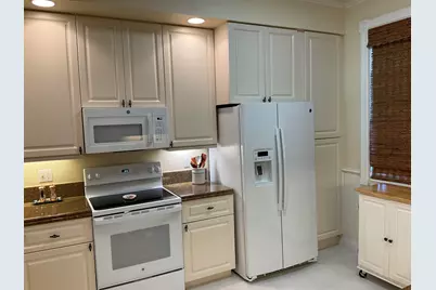 27 Harbour Isle Drive W, Unit #105, Fort Pierce, FL 34949 - Photo 12