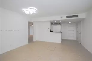 2400 Presidential Way, West Palm Beach, FL 33401 - Photo 4