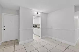 644 NW 13th St, Boca Raton, FL 33486 - Photo 2