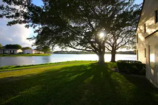 320 Olivewood Pl, Boca Raton, FL 33431 - Photo 42