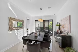 125 Pembroke Dr, Palm Beach Gardens, FL 33418 - Photo 4