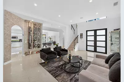 125 Pembroke Drive, Palm Beach Gardens, FL 33418 - Photo 8