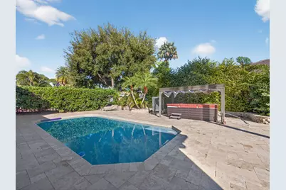 125 Pembroke Drive, Palm Beach Gardens, FL 33418 - Photo 22