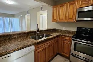 1560 Lake Crystal Dr, West Palm Beach, FL 33411 - Photo 4