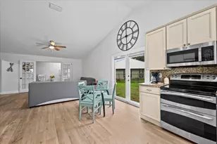 1135 Northumberland Ct, Wellington, FL 33414 - Photo 14