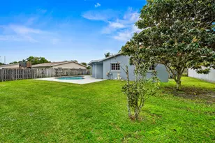 1775 SW 8th St, Boca Raton, FL 33486 - Photo 32