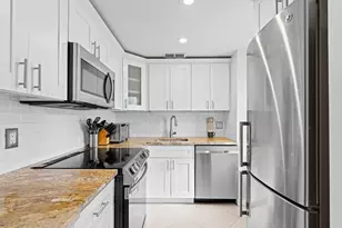 300 NE 20th St, Boca Raton, FL 33431 - Photo 4