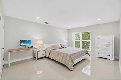 5735 Lakeview Mews Circle, Boynton Beach, FL 33437 - Photo 20