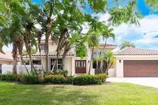 9669 Carousel Cir N, Boca Raton, FL 33434 - Photo 2