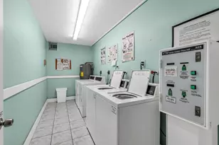 298 SW 6th St, Boca Raton, FL 33432 - Photo 22