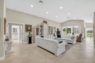 11253 Cloverleaf Cir, Boca Raton, FL 33428 - Photo 10