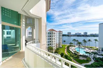 300 SE 5th Avenue, Unit #8140, Boca Raton, FL 33432 - Photo 16