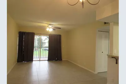 1537 SE Royal Green Circle, Unit #202, Port Saint Lucie, FL 34952 - Photo 6