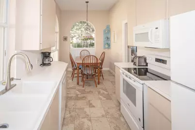 176 E Tall Oaks Circle, Palm Beach Gardens, FL 33410 - Photo 10