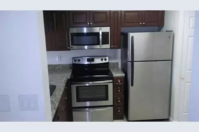 19201 Glenmoor Drive, Unit #19201, West Palm Beach, FL 33409 - Photo 2
