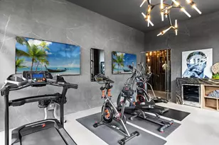 2301 NE 37th Dr, Fort Lauderdale, FL 33308 - Photo 74