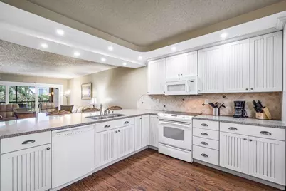 275 Palm Avenue, Unit #C206, Jupiter, FL 33477 - Photo 6