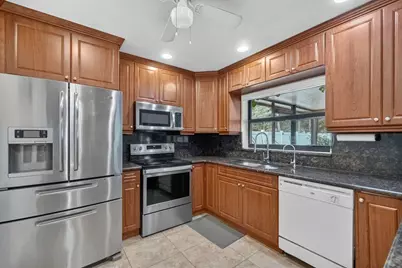 1236 SW 75th Avenue, North Lauderdale, FL 33068 - Photo 8