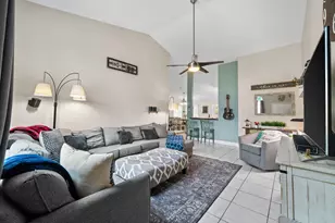8374 Dynasty Dr, Boca Raton, FL 33433 - Photo 4
