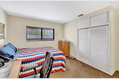 2112 NE 20th Avenue, Wilton Manors, FL 33305 - Photo 24