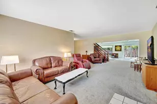 2112 NE 20th Ave, Wilton Manors, FL 33305 - Photo 10