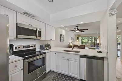 409 Brackenwood Lane S, Palm Beach Gardens, FL 33418 - Photo 6