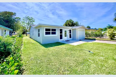 118 SW 9th Avenue, Delray Beach, FL 33444 - Photo 2