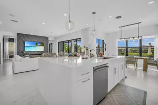 17059 Rainbow Fls Trl, Boca Raton, FL 33496 - Photo 10