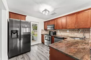 2800 NE 8th Ave, Pompano Beach, FL 33064 - Photo 4