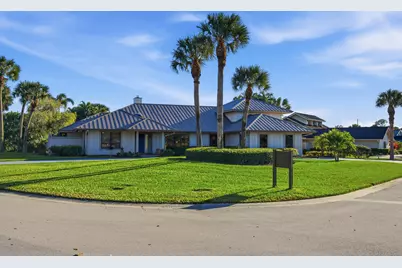 5061 SE Burning Tree Circle, Stuart, FL 34997 - Photo 4