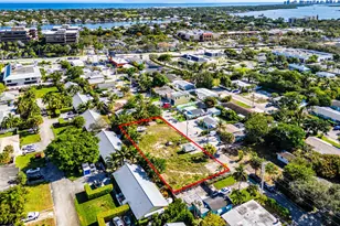 1911 Holman Dr, North Palm Beach, FL 33408 - Photo 1