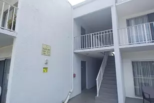 409 Executive Center Dr, West Palm Beach, FL 33401 - Photo 2