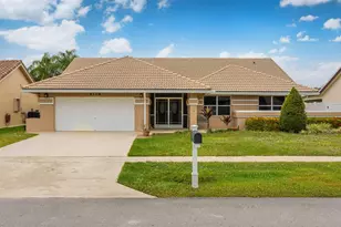 9208 Sun Pointe Dr, Boynton Beach, FL 33437 - Photo 1